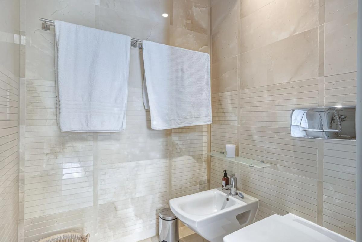 Продажа пентхауса на Lugar Urbanizacion Altos Reales, 2 S, Марбелла photo 1