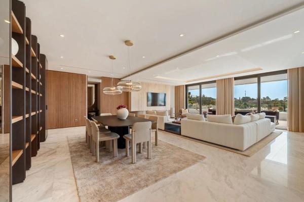 Duplex en venta en Urbanización Jardines del Río, 22 -10, Marbella photo 4
