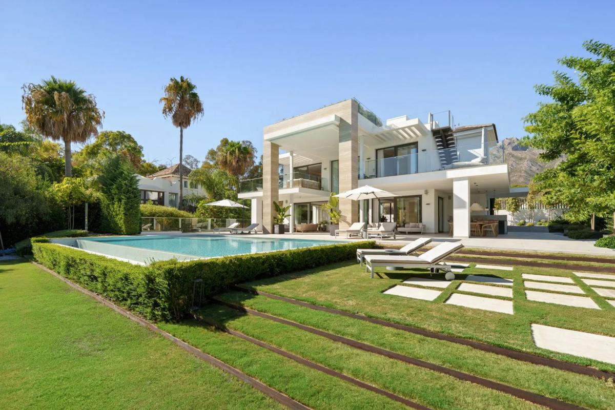 Sprzedaż niezależnego domku jednorodzinnego w Poligono URPNG9, 132, Marbella photo 3