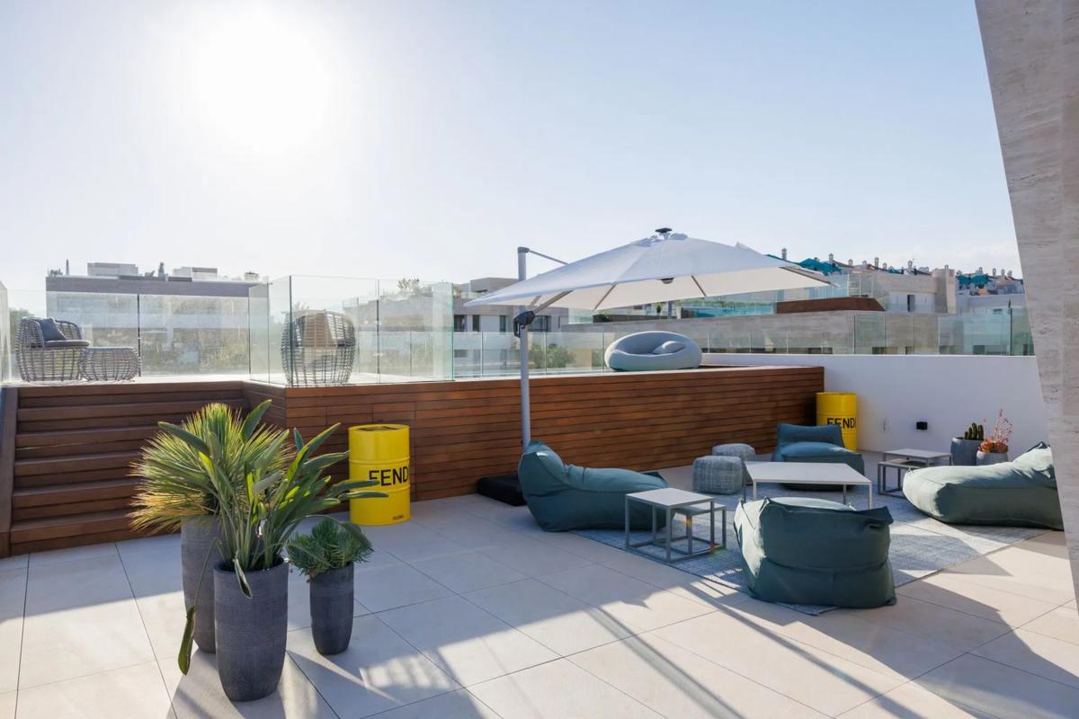 Продажа дуплекса на Barrio Las Lomas de Río Verde, Марбелла photo 4