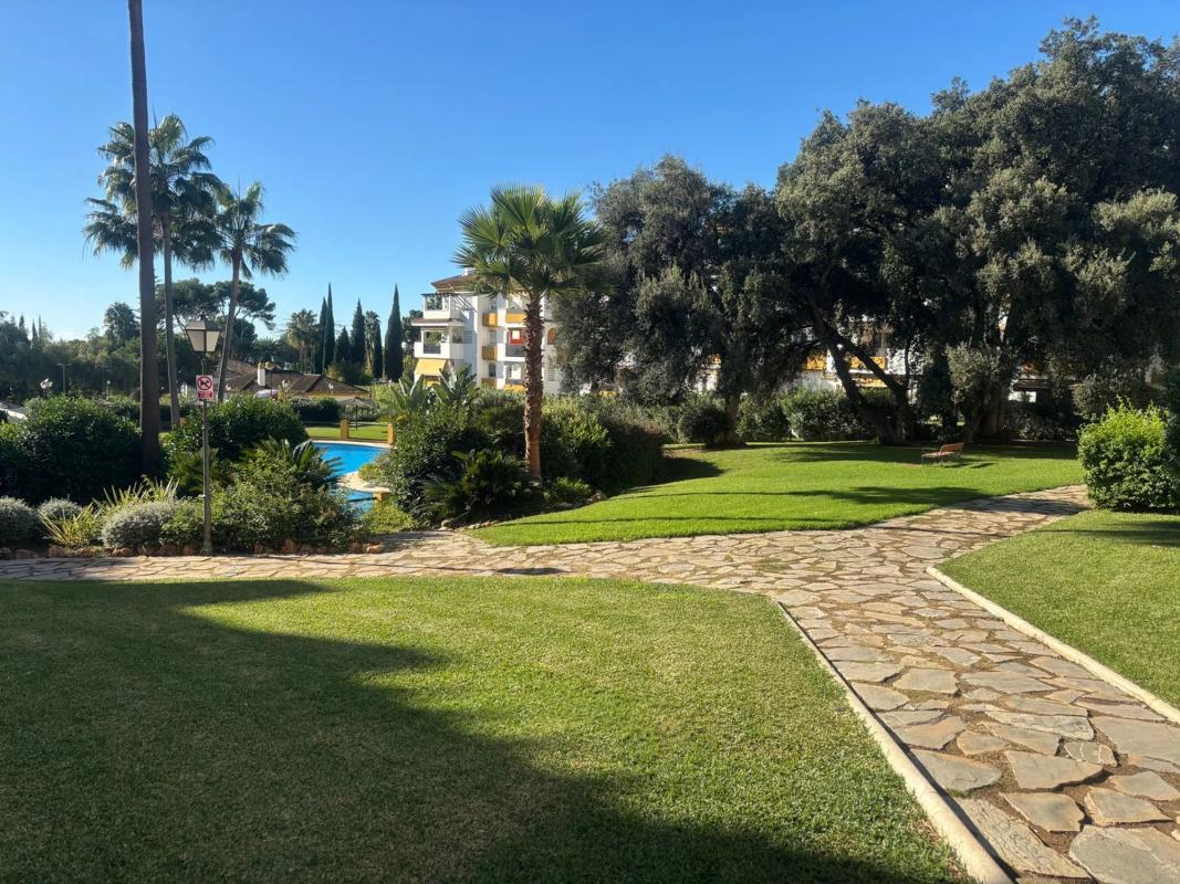 Sale of apartment in Calle Teba, 2, Marbella
photo 1
