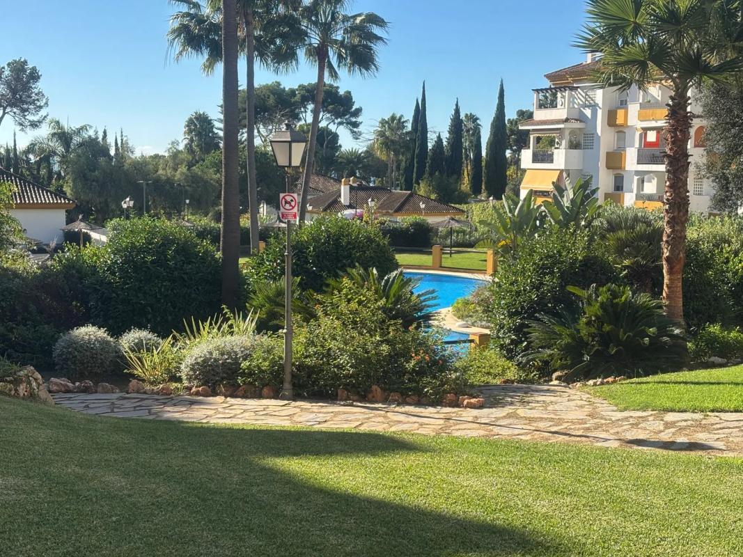 Sale of apartment in Calle Teba, 2, Marbella
photo 2