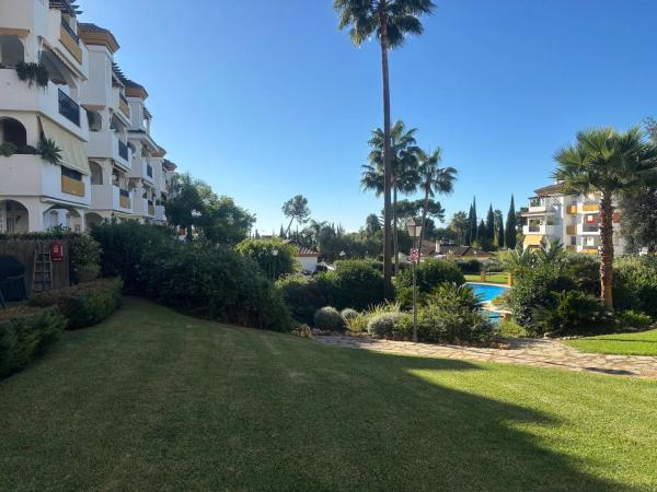 Piso en venta en Calle Teba, 2, Marbella
 photo 4