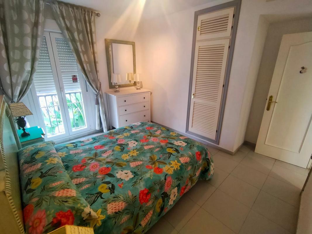 Venta de piso en AV PIEDRAMAR-ARROYO PIEDRAS, 1, Marbella
photo 4