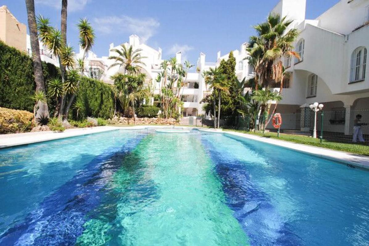 Venta de piso en AV PIEDRAMAR-ARROYO PIEDRAS, 1, Marbella
photo 5