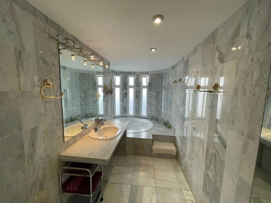Venta de piso en Avenida Piedramar, 1 D, Marbella
photo 3
