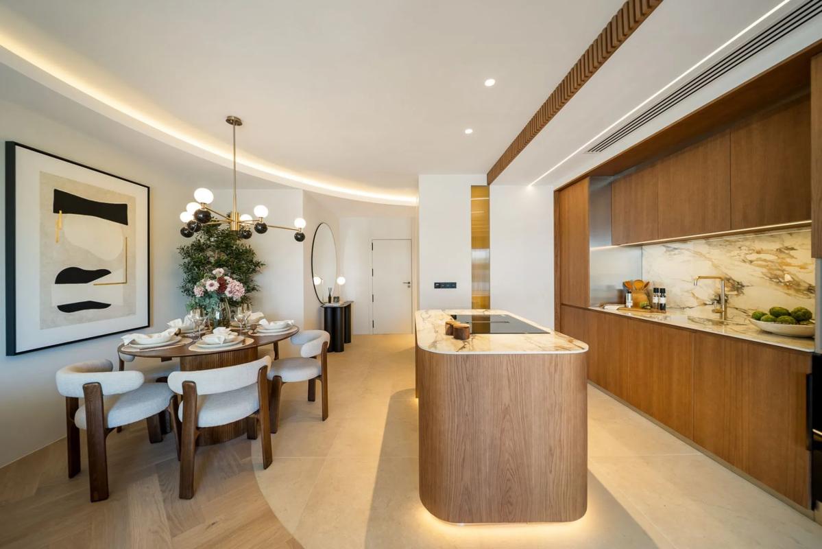 Продажа квартиры на Calle Cerro Andevalo, 79, Марбелла
photo 1