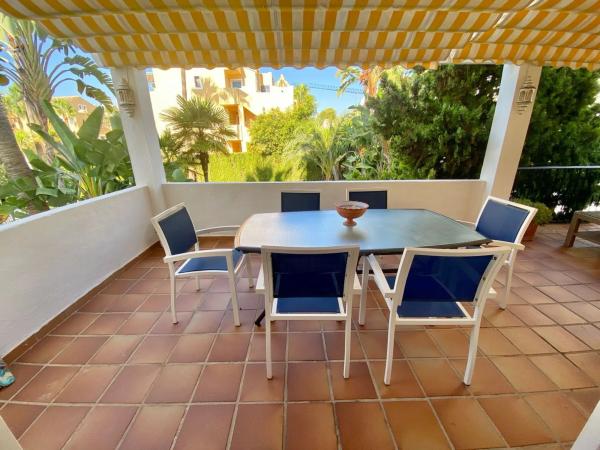 Piso en venta en Avenida Piedramar, 11, Marbella
 photo 4