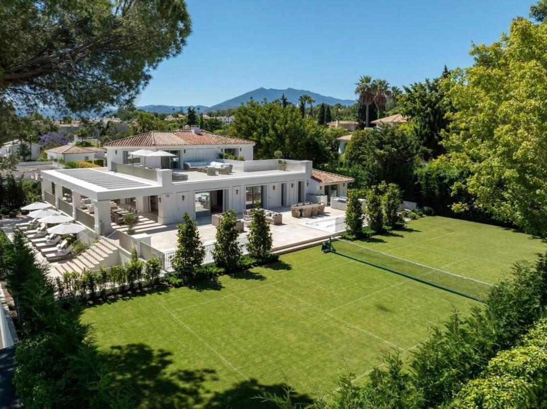Sprzedaż niezależnego domku jednorodzinnego w Golden Mile, Marbella photo 1