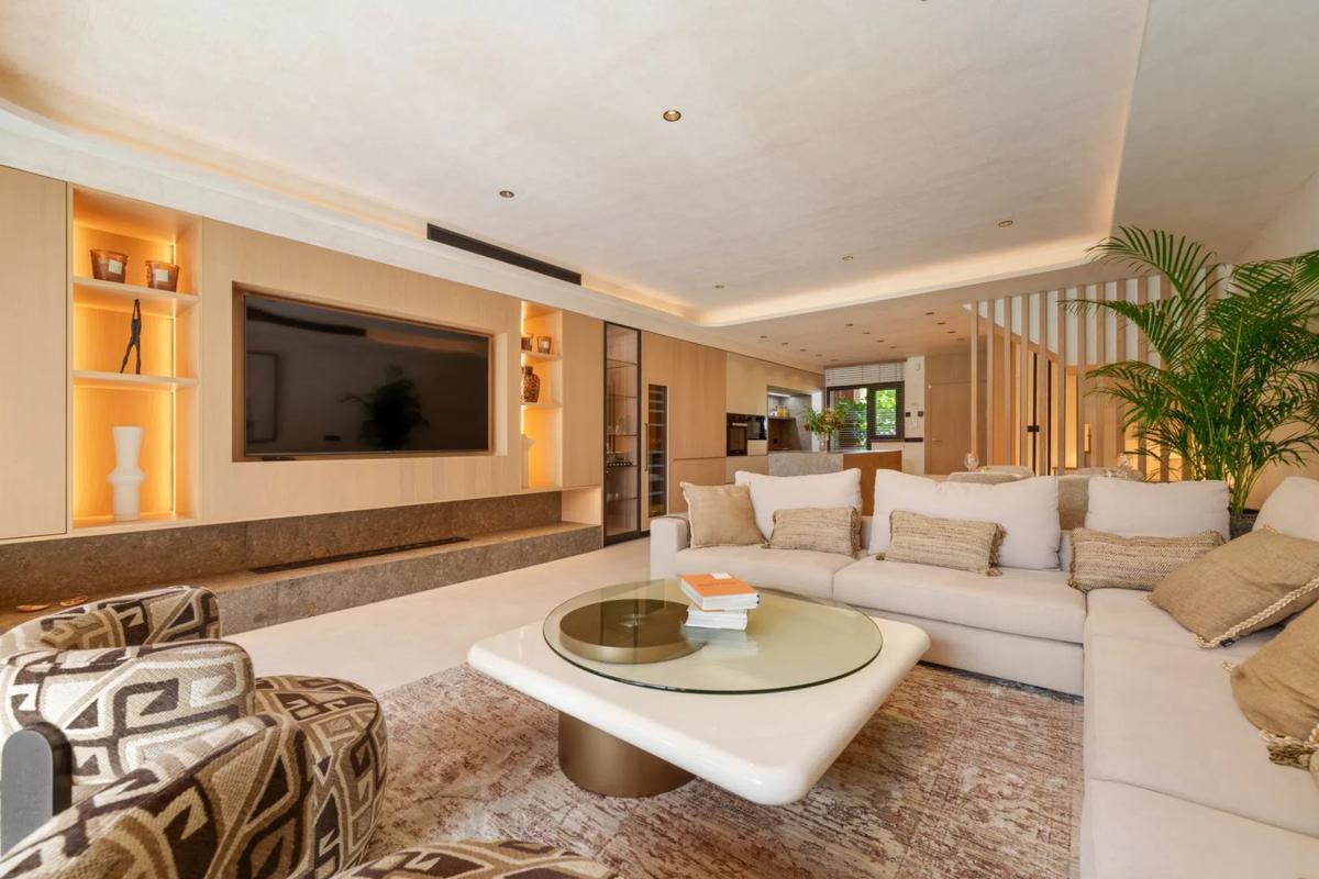 Sprzedaż szeregowego domku w Barrio Lomas de Marbella Club , Marbella photo 3