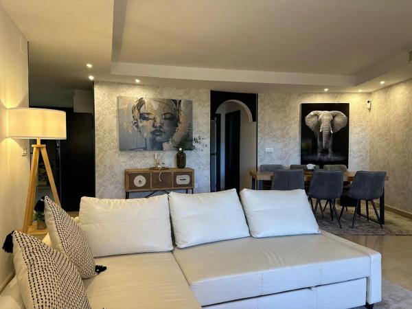 Piso en venta en Urbanizacion Villa Parra Palomeras s/n, Marbella
thumbnail 2