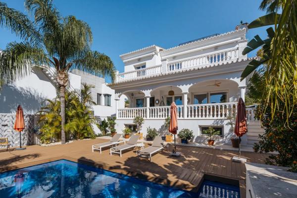 Chalet wolnostojący na sprzedaż w Barrio Nagüeles, Marbella photo 1
