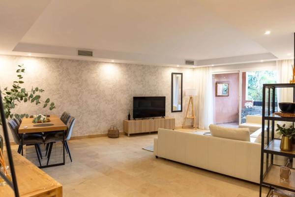 Piso en venta en Pasaje Passage Palacio Alhambra, 1, Marbella
photo 1
