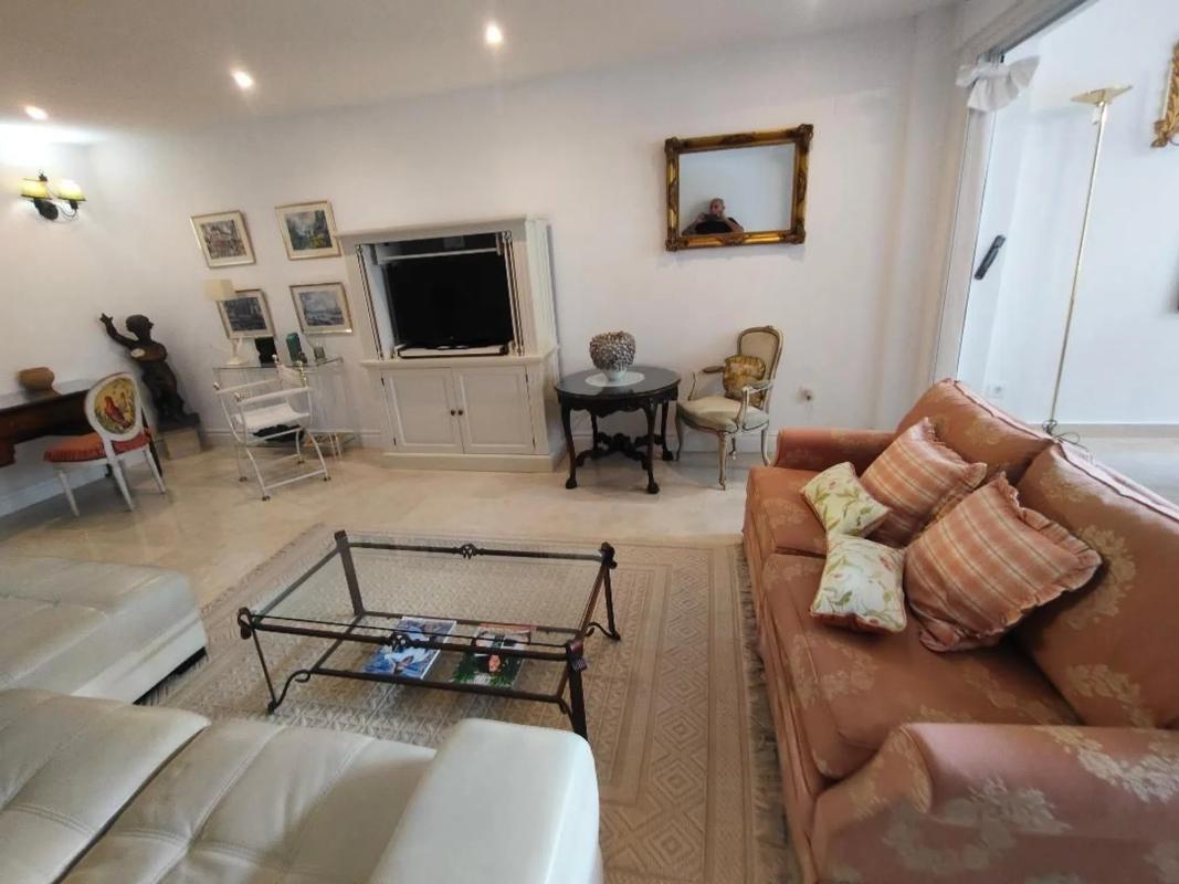 Продажа квартиры на Arrabal Carolina Sur, 1, Марбелла
 photo 2