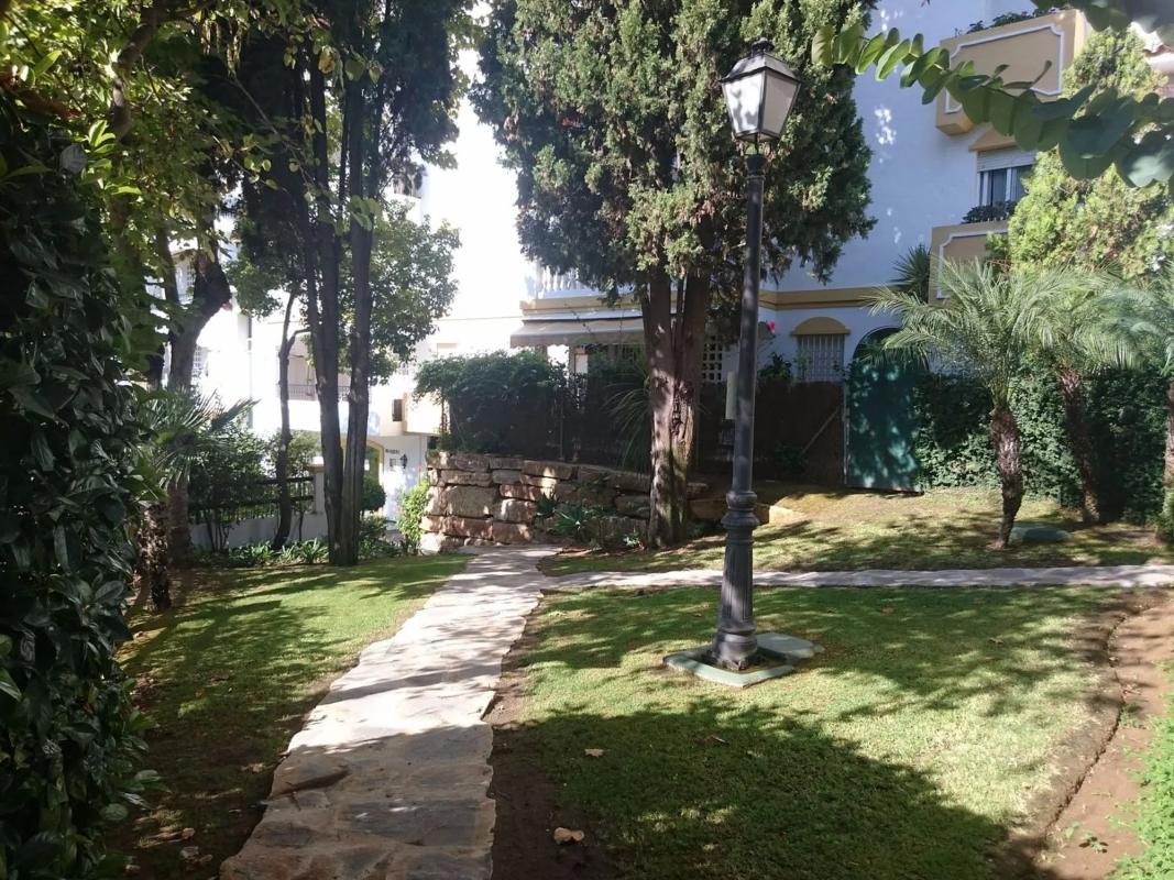 Sprzedaż duplexu w Avenida Conde Rudi, 1, Marbella photo 2