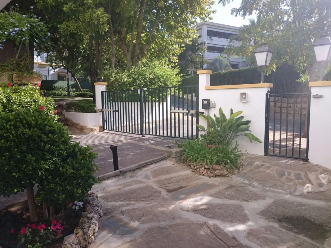 Sprzedaż duplexu w Avenida Conde Rudi, 1, Marbella photo 4
