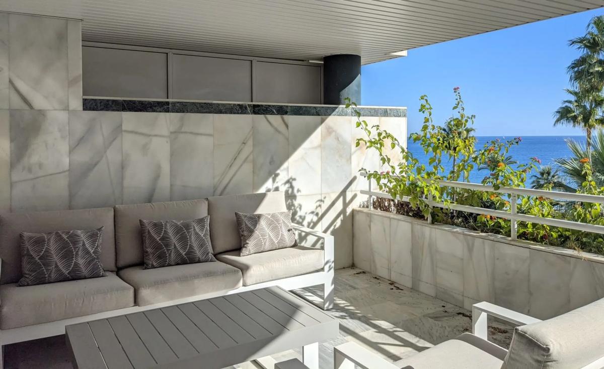 Sale of apartment in N-340, 1, Marbella
photo 1