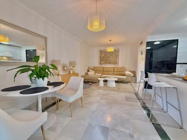 Piso en venta en Calle Teba s/n, Marbella
thumbnail 2