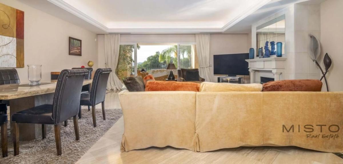 Продажа квартиры на Calle Sierra Bermeja, Марбелла
photo 3
