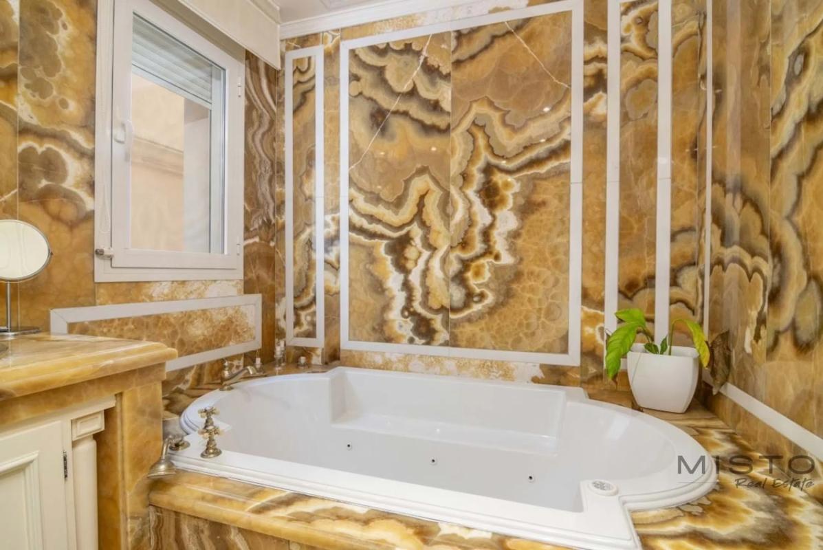 Продажа квартиры на Calle Sierra Bermeja, Марбелла
photo 4