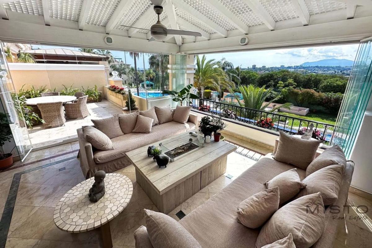 Venta de piso en Calle Sierra de Ronda, Marbella
photo 5