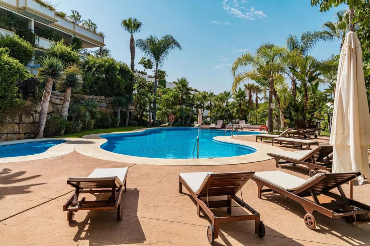 Продажа дуплекса на Barrio Lomas de Marbella Club, Марбелла photo 5