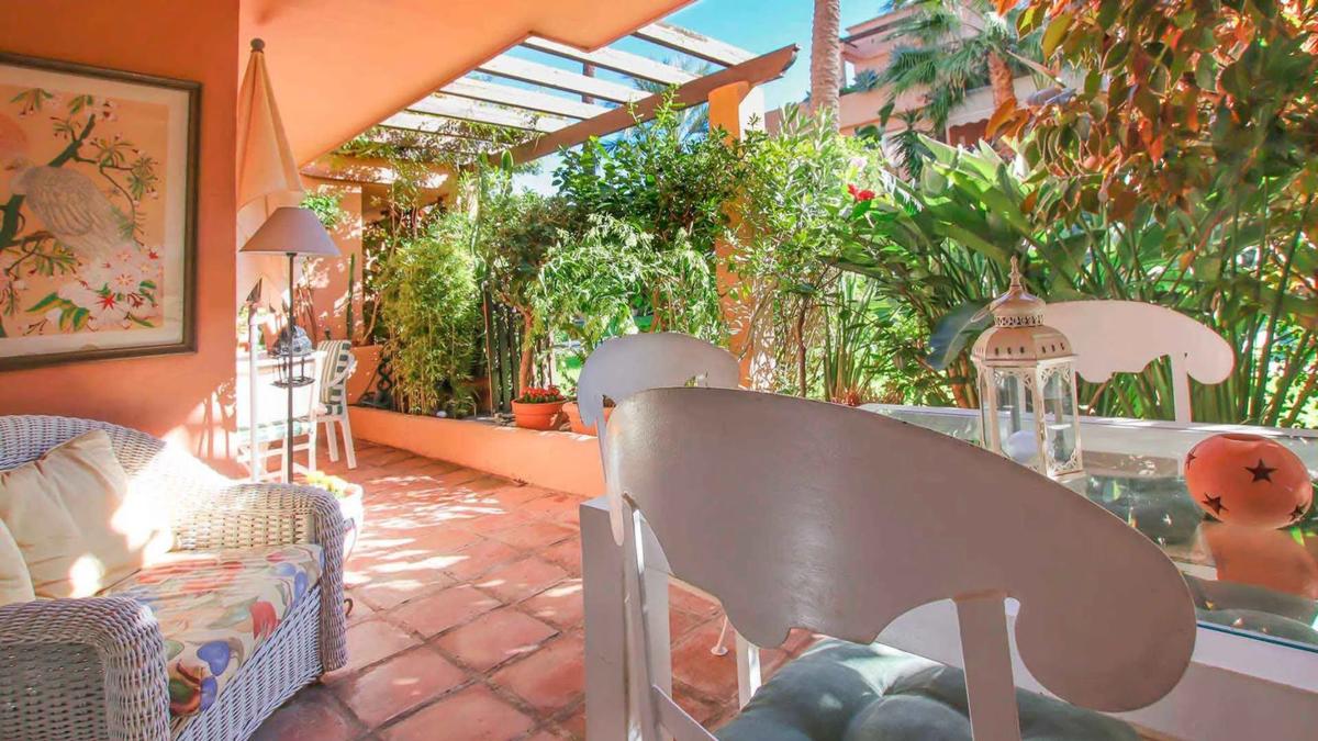 Продажа квартиры на Lugar Urbanizacion Lomas de Marbella Club, Марбелла
photo 3
