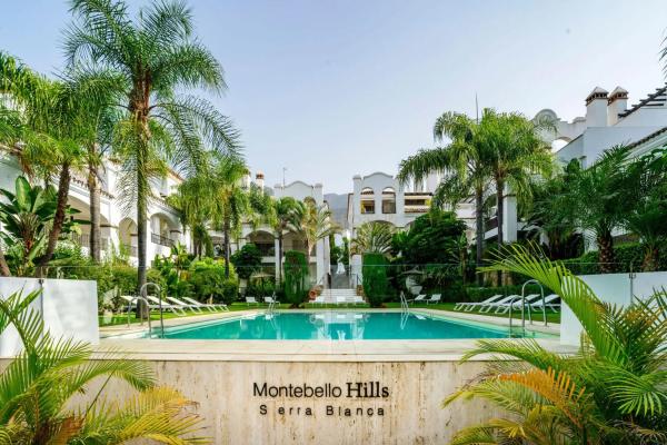 Piso en venta en Calle Lago de los Cisnes, 1, Marbella
thumbnail 1