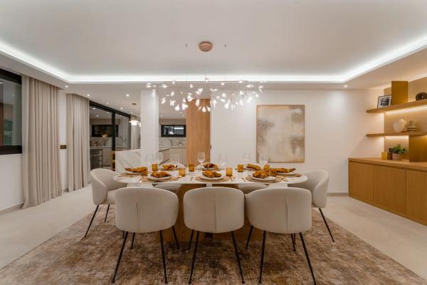 Independent chalet for sale in Calle Colmenar, Marbella
 photo 4