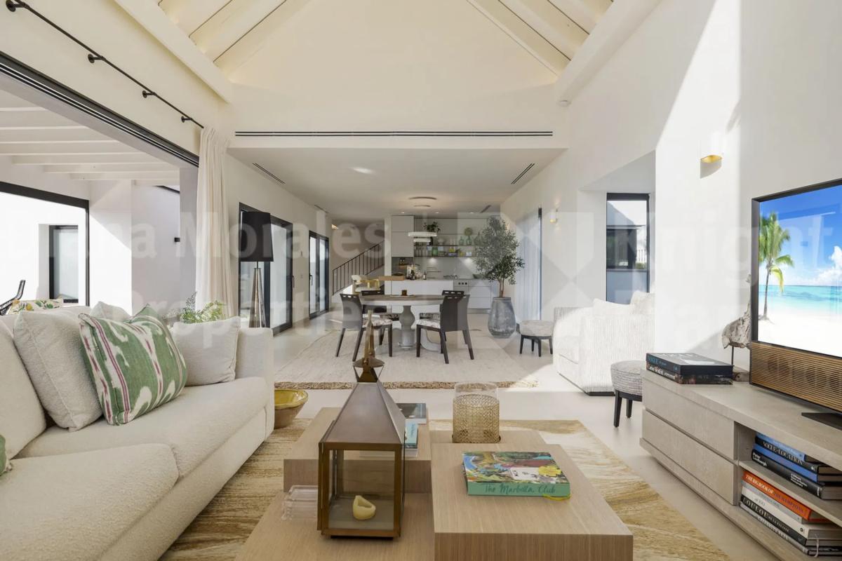 Sprzedaż niezależnego domku jednorodzinnego w Barrio Lomas de Marbella Club, Marbella photo 4