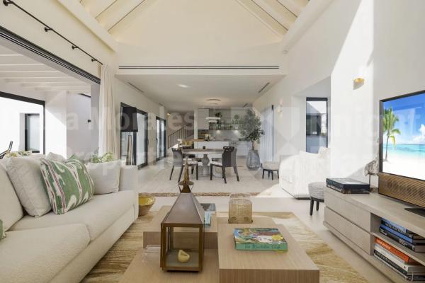 Independent chalet for sale in Barrio Lomas de Marbella Club, Marbella
 photo 4