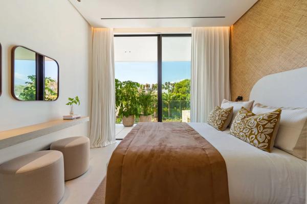 Independent chalet for sale in Calle Sierra Nevada, Marbella
 photo 1