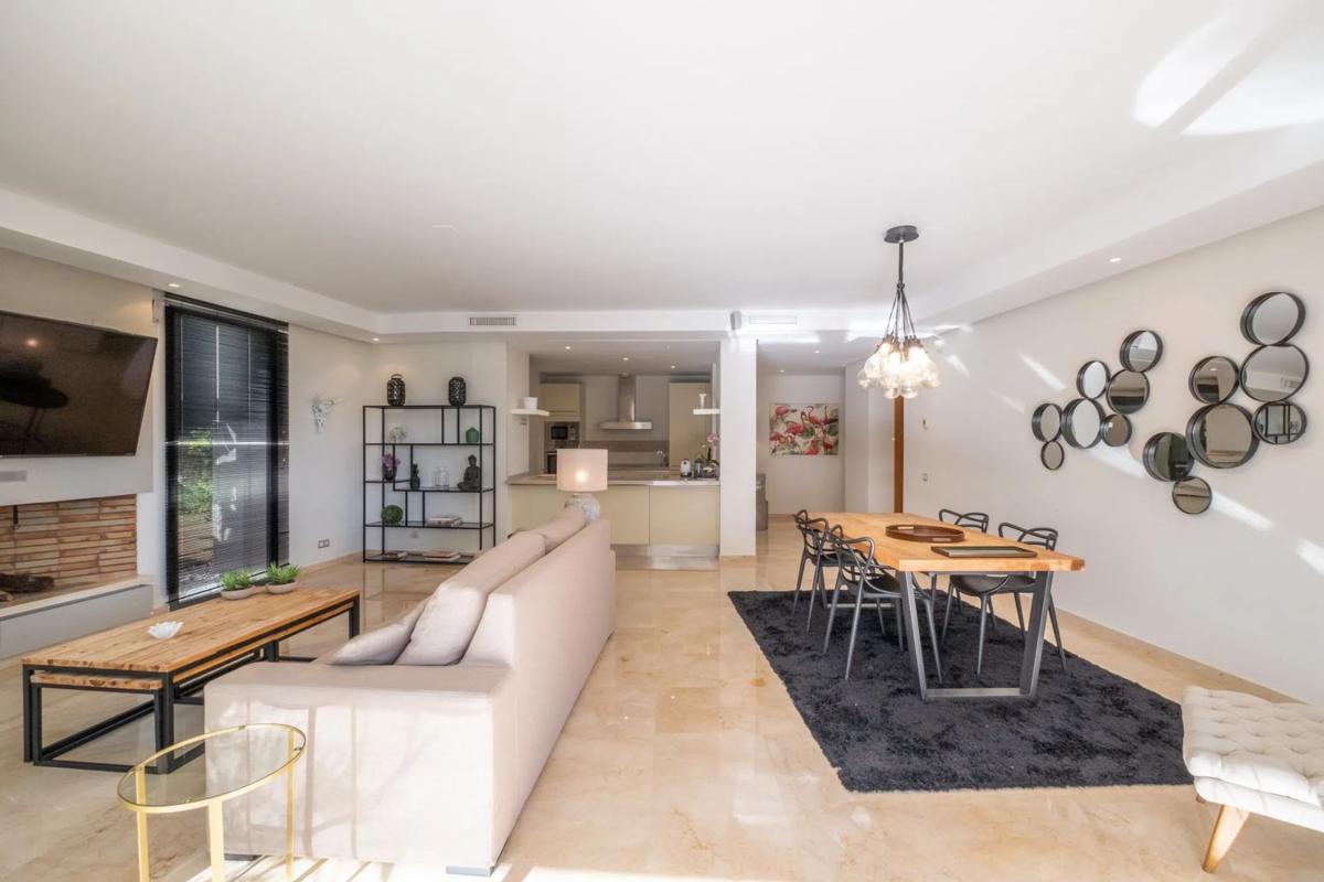 Venta de piso en Calle Cañete, 3 -13, Marbella
 photo 3