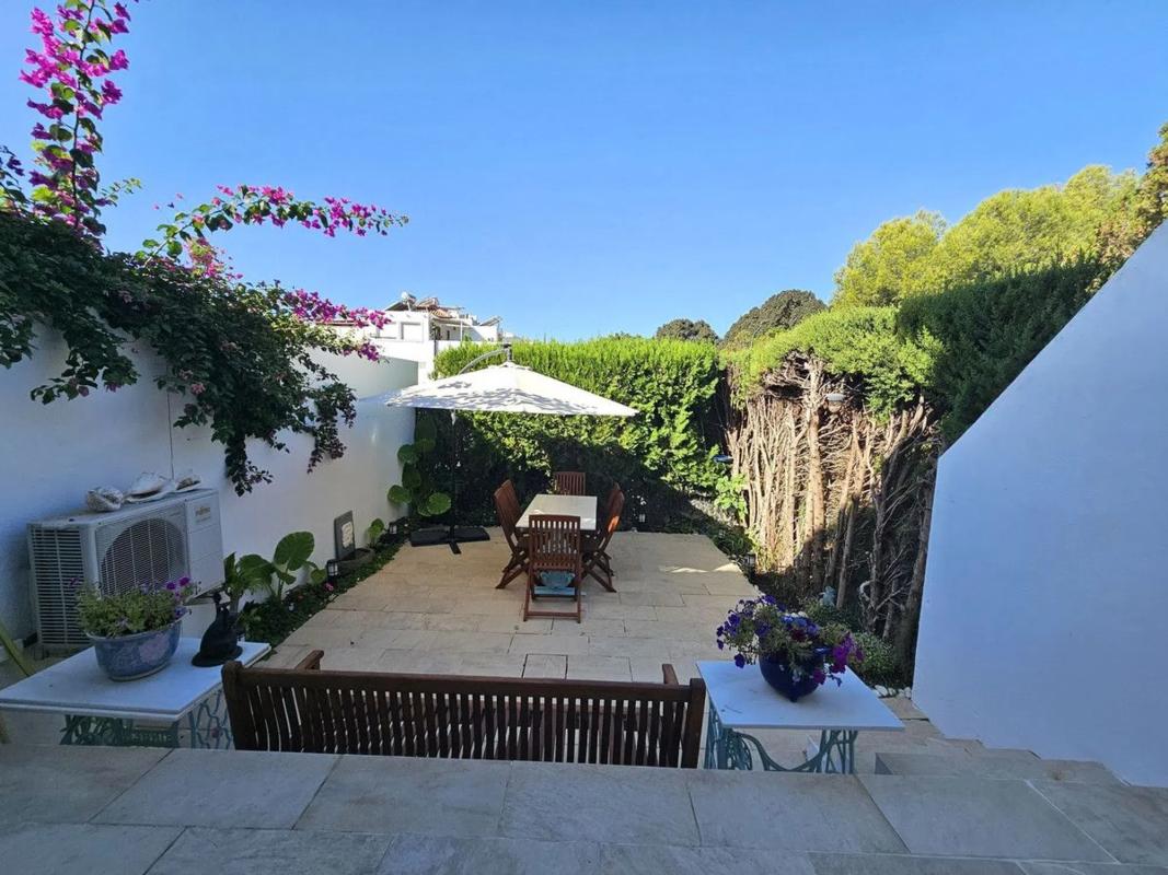 Venta de chalet adosado en  Calle de Marcasitas , Marbella photo 4