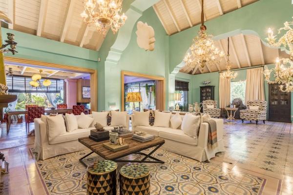 Independent chalet for sale in Barrio Lomas de Marbella Club, Marbella
 photo 4