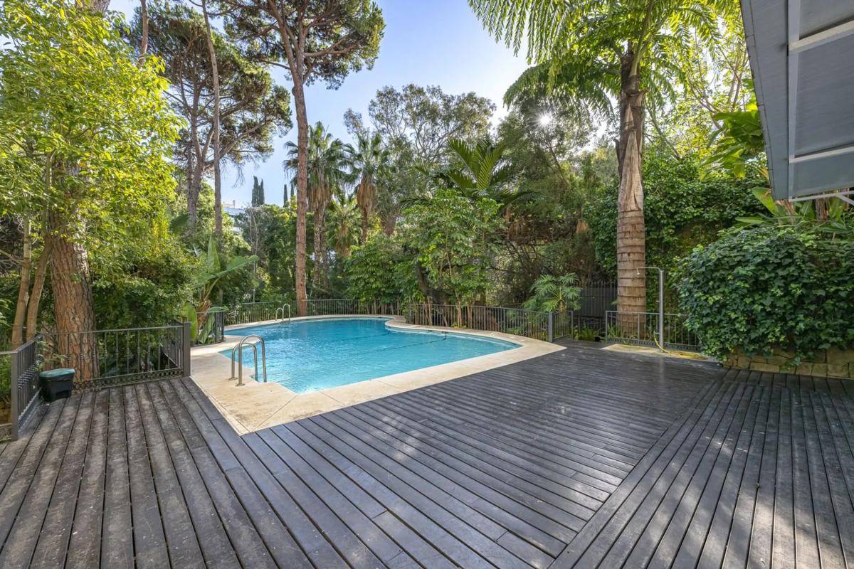 Venta de piso en Calle José Meliá, 5, Marbella
photo 2