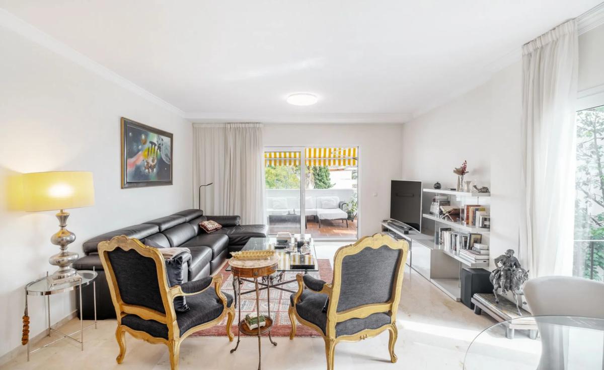 Sale of apartment in Avenida Piedramar, Marbella
photo 5