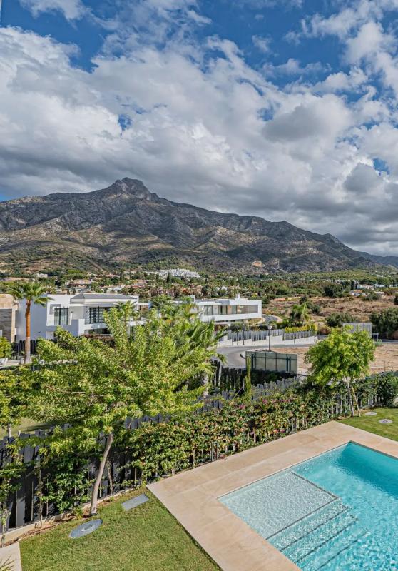 Venta de chalet independiente en Barrio Nagüeles, Marbella
 photo 3