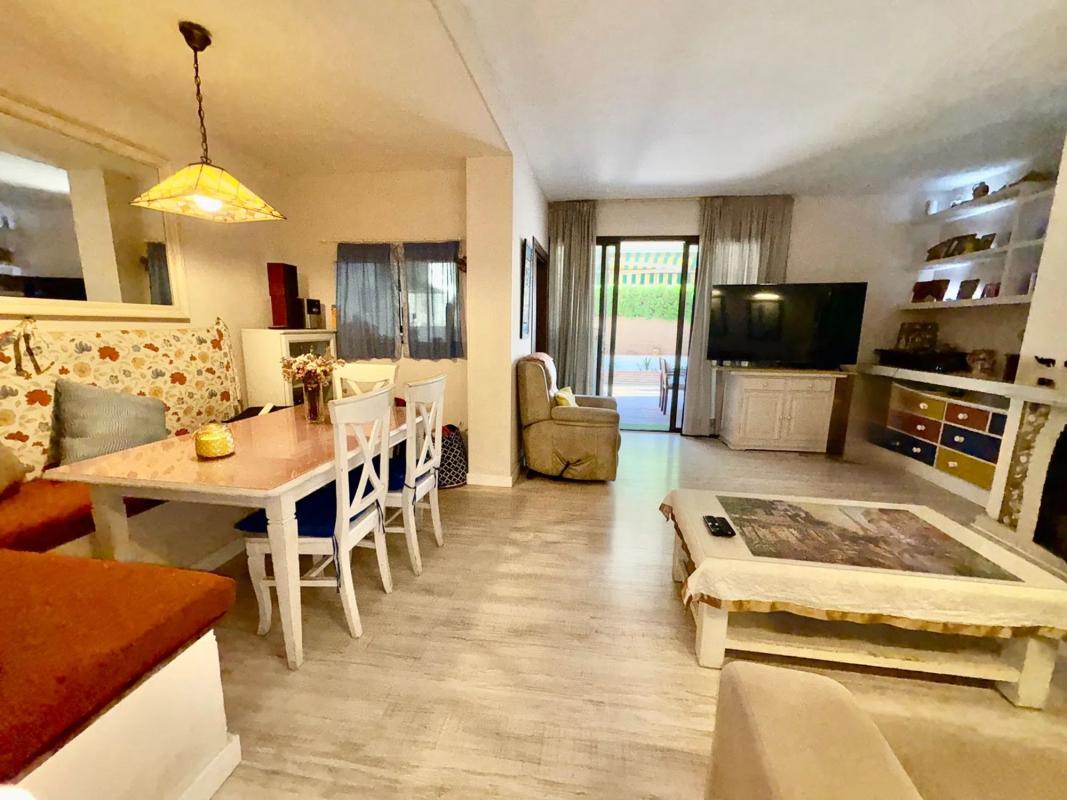 Venta de piso en CL CALOMELA-ARROYO PIEDRAS, Marbella
 photo 5