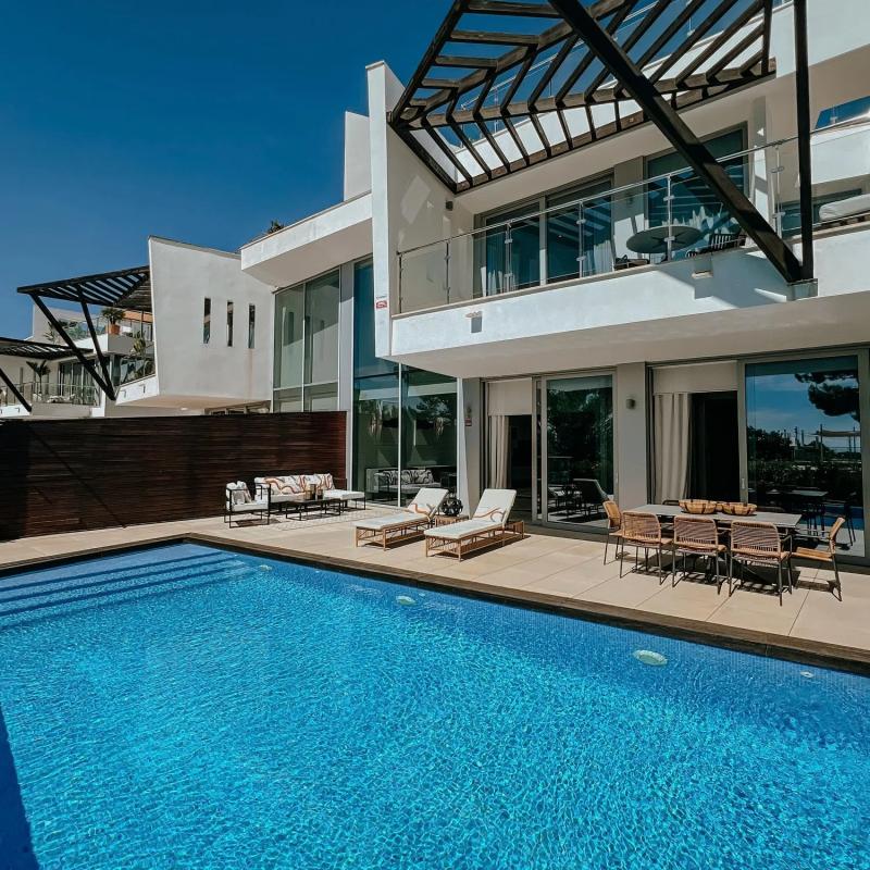 Venta de chalet adosado en  CL VERDI-UR SIERRA BLANCA, 38 , Marbella photo 2