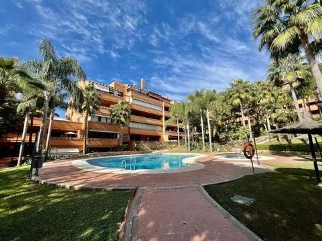 Sale of apartment in Avenida Conde Rudi s/n, Marbella
photo 5