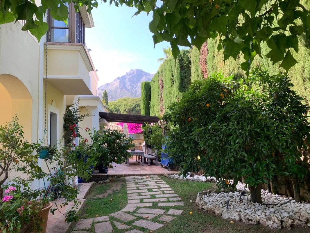 Продажа отдельного шале в Barrio Sierra Blanca, Марбелла photo 4