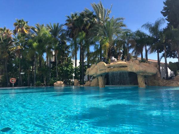 Apartment for sale in Calle Velázquez, 4, Marbella photo 1