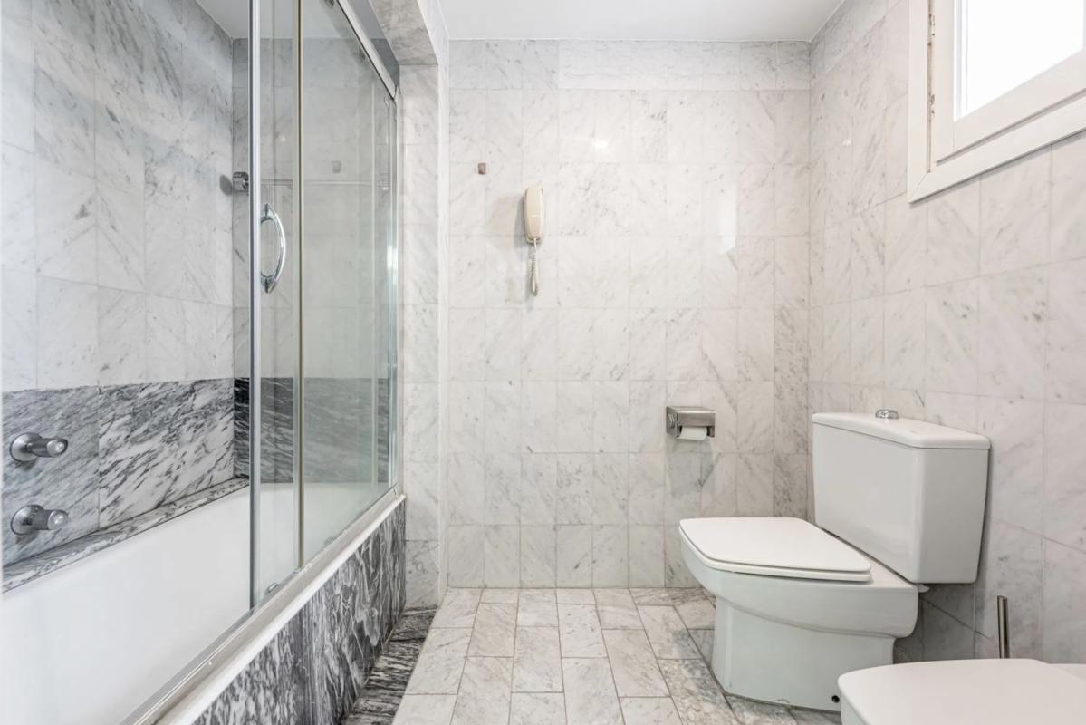 Penthouse sale in  Bulevar Príncipe Alfonso de Hohenlohe, Marbella photo 2
