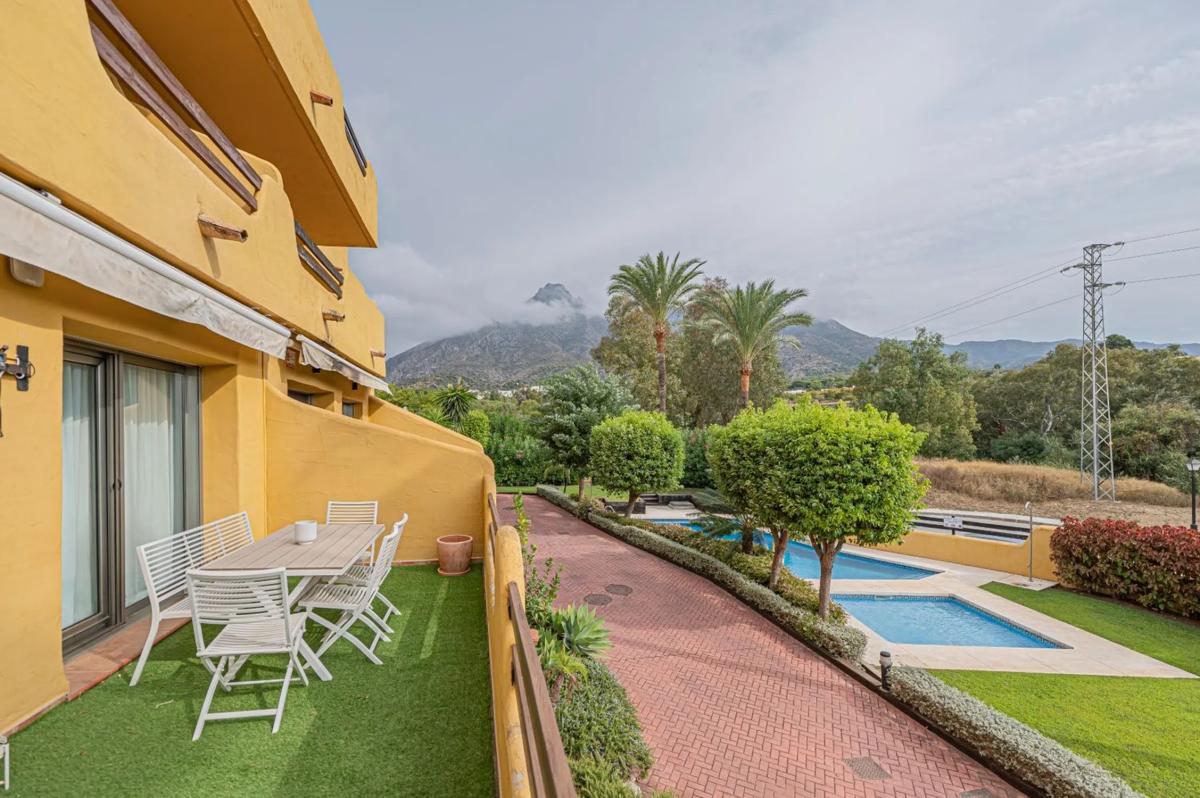 Venta de chalet adosado en Calle Calomela , Marbella photo 4