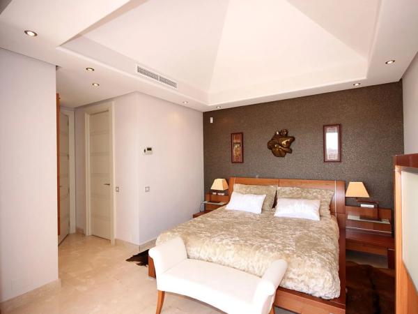 Apartment for sale in La trinidad, 8, Marbella photo 1