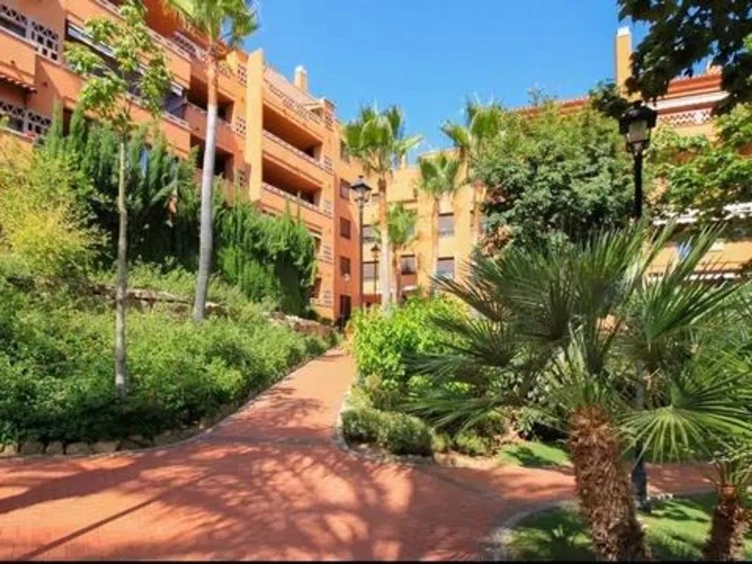 Sale of apartment in Avenida Conde Rudi, 5 B, Marbella
 photo 3