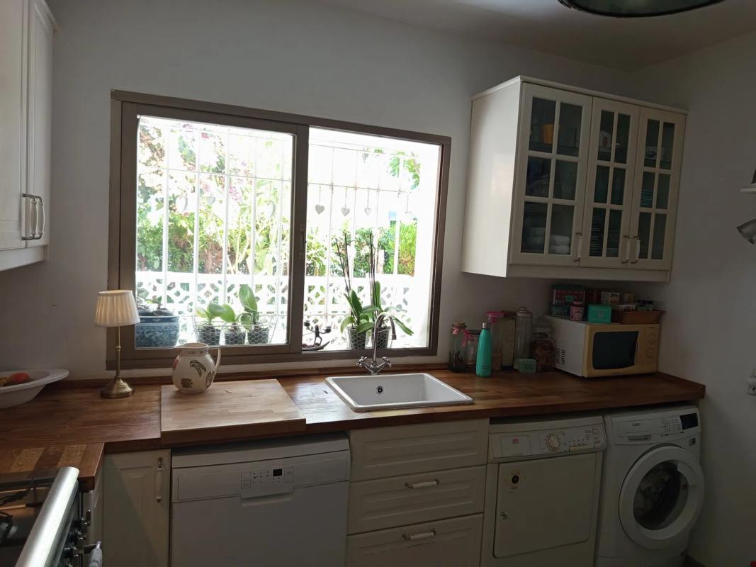 Venta de chalet adosado en Calle de Marcasitas, 40 F , Marbella photo 3