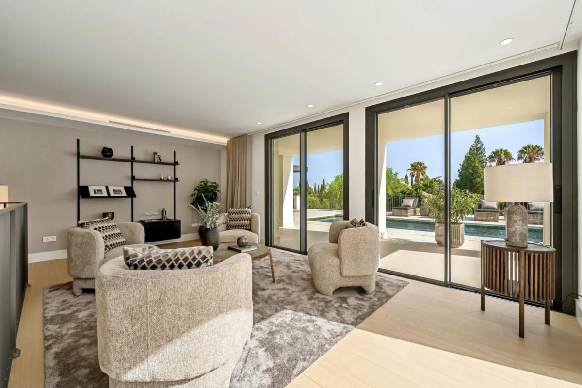 Продажа отдельного шале в  Barrio Sierra Blanca, Марбелла photo 5