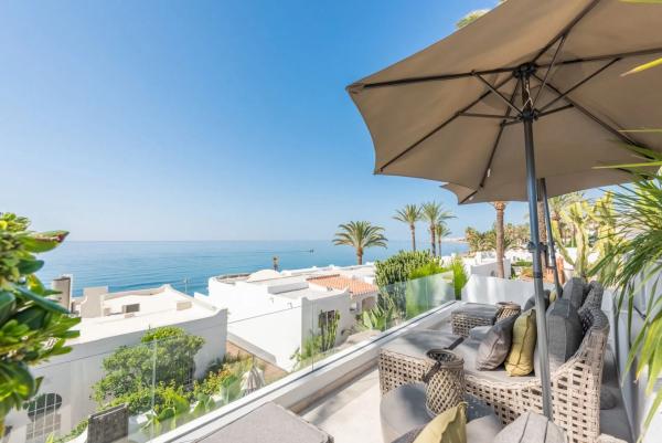 Dom szeregowy na sprzedaż w  Barrio Las Lomas de Río Verde , Marbella photo 1